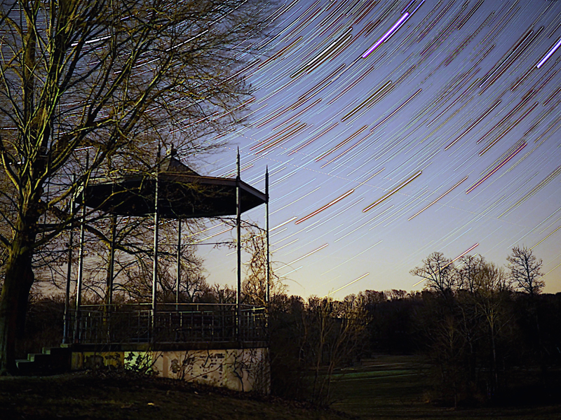 Startrail Gloriette